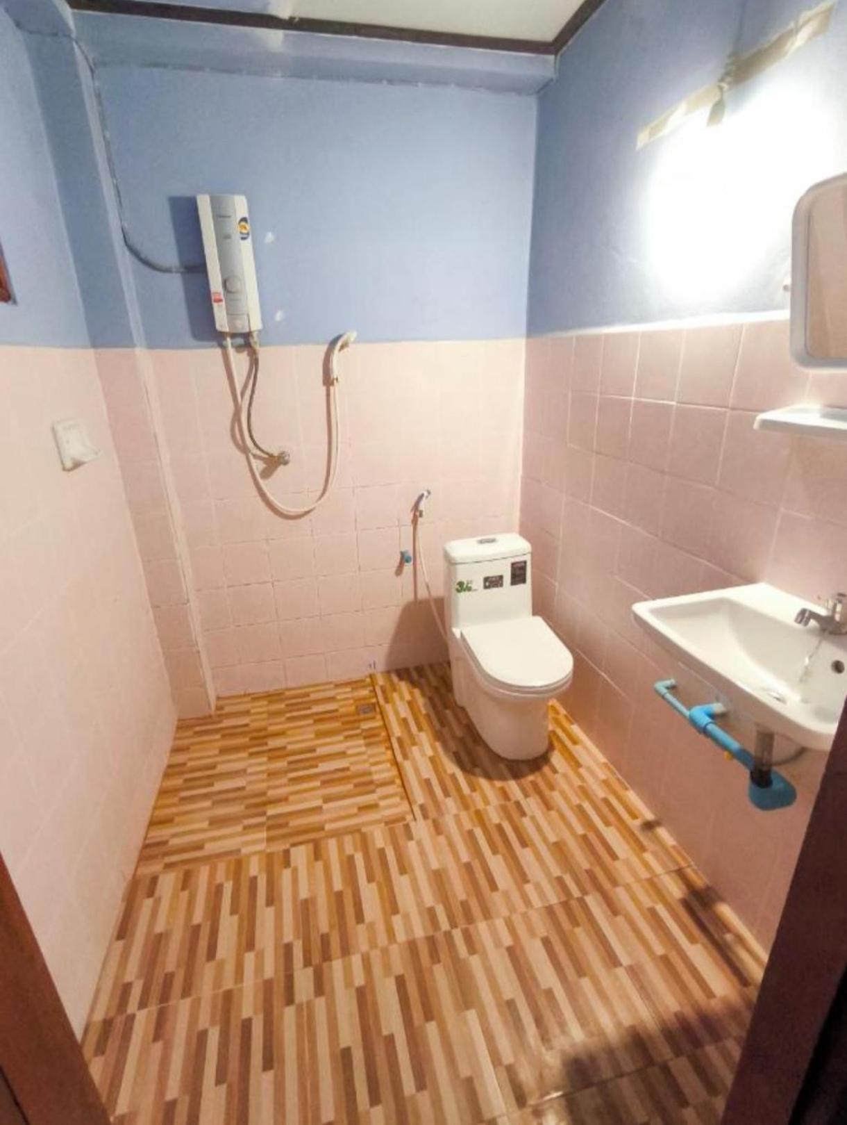 Sabaydee Guesthouse Ban Houayxay Habitación foto